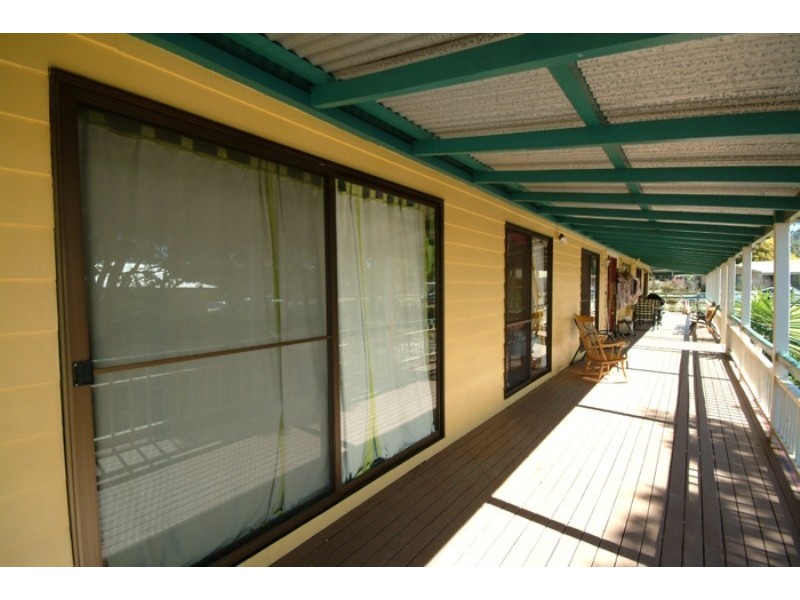 12 Stewart Street, Withcott QLD 4352