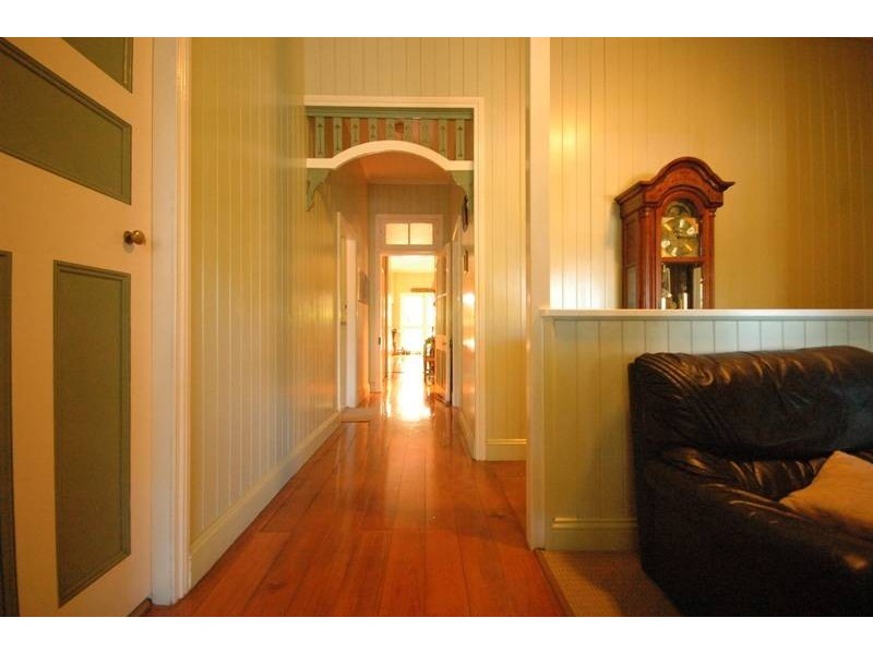 19 Herries Street, East Toowoomba QLD 4350