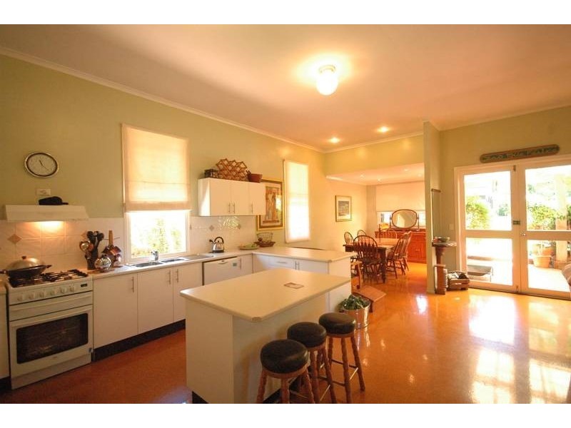 19 Herries Street, East Toowoomba QLD 4350