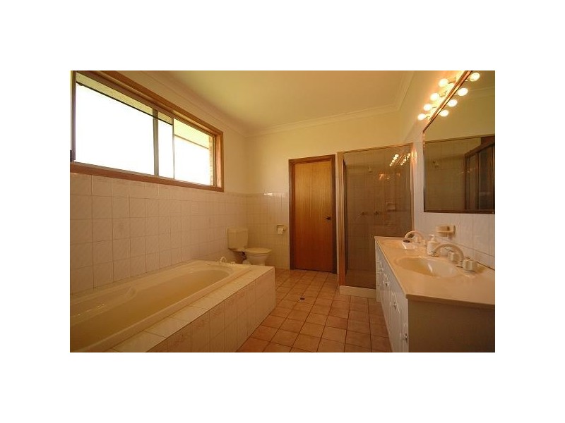 268 Hayden Street, Mount Rascal QLD 4350