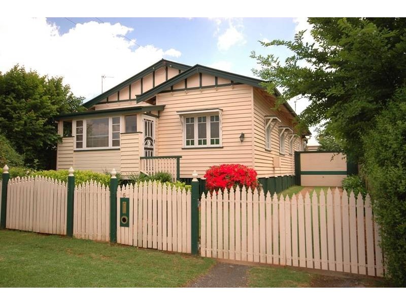 5 Hamwood Street, Toowoomba QLD 4350