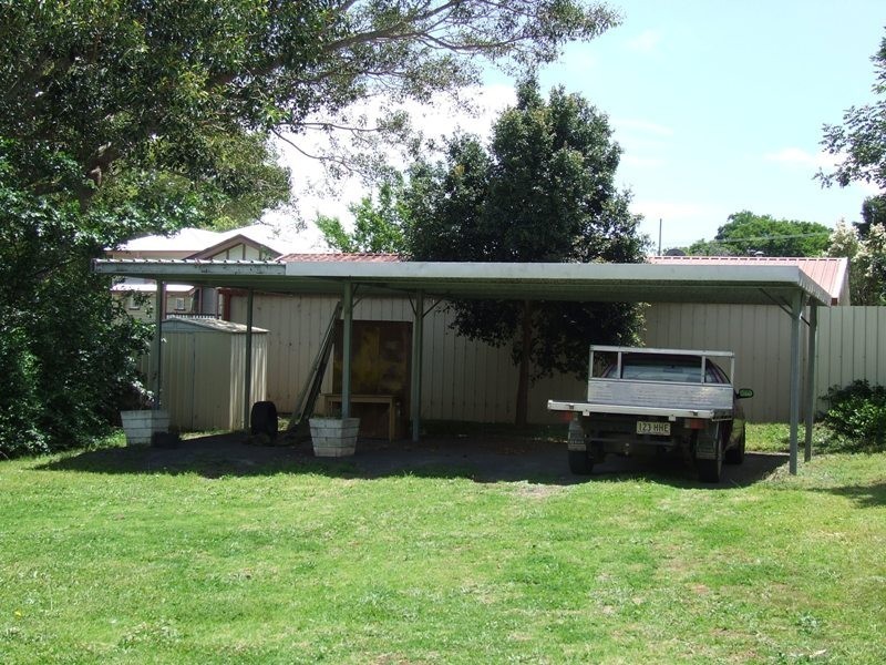 9 Windmill Street, South Toowoomba QLD 4350