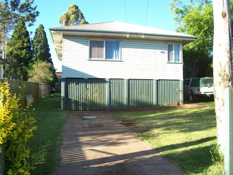 35 Kelly Street, Harlaxton QLD 4350