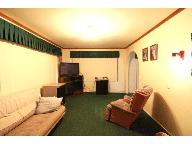 11 Culliford Drive, Middle Ridge QLD 4350