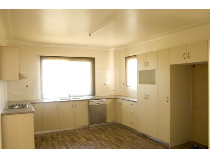 34 Hillside Street, Newtown QLD 4350