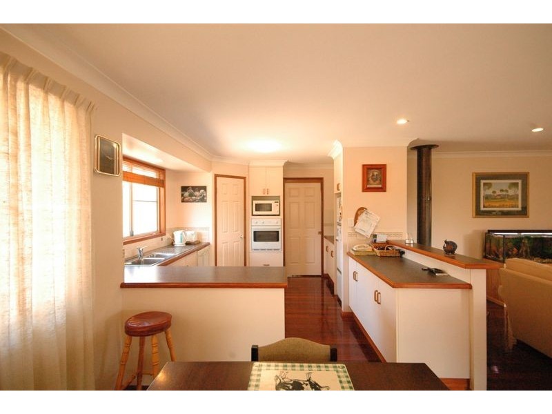 5 Echidna Crescent, Top Camp QLD 4350