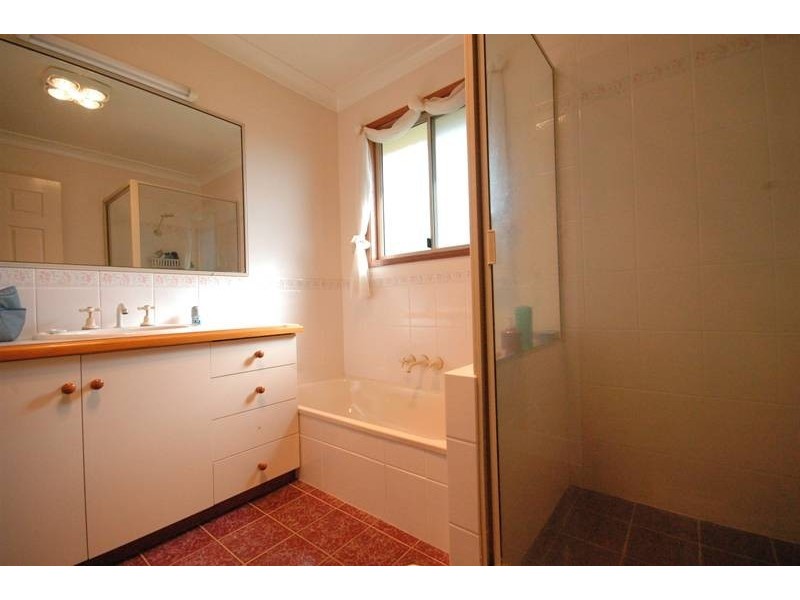 5 Echidna Crescent, Top Camp QLD 4350