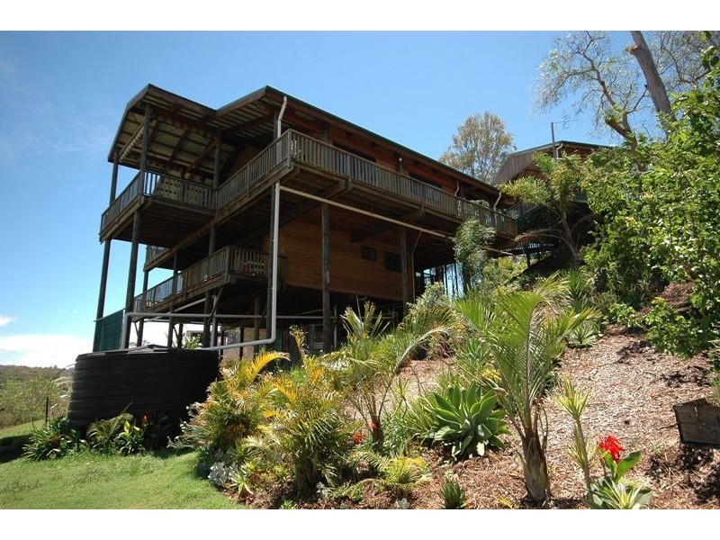 11 Hillview Court, Top Camp QLD 4350