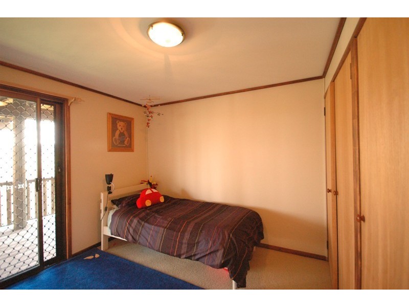 11 Hillview Court, Top Camp QLD 4350