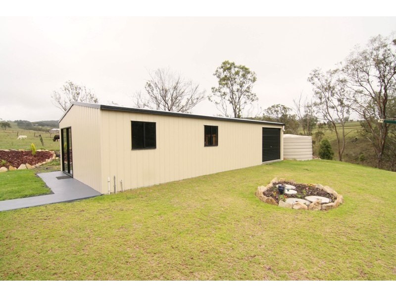 32 Pendoma Drive, Hodgson Vale QLD 4352