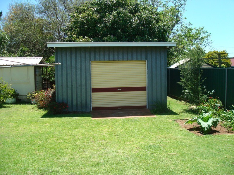 23a Monash Street, Newtown QLD 4350