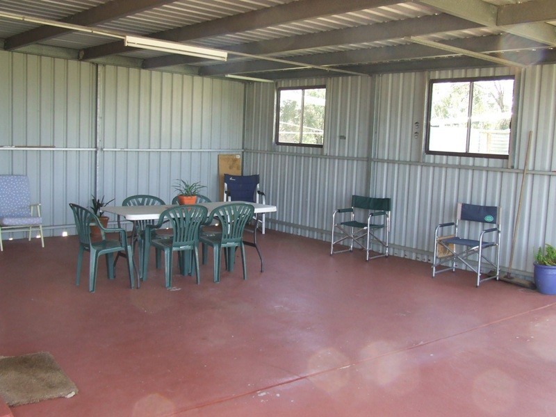 2 Fairfax Street, Cambooya QLD 4358