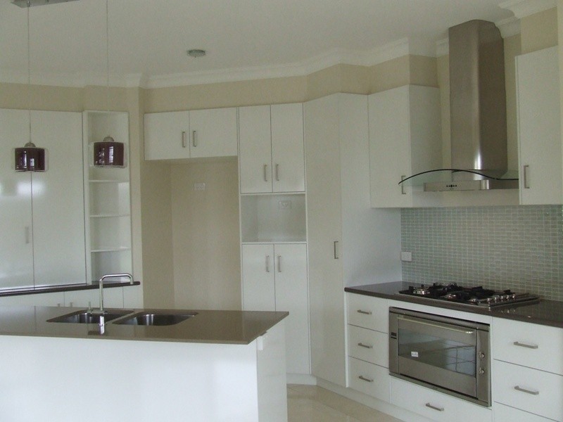 22 Fallon Drive, Middle Ridge QLD 4350