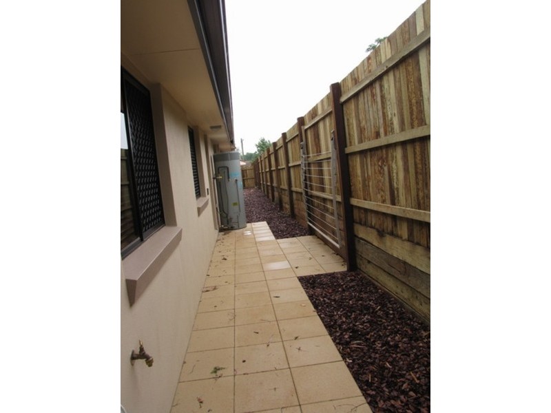 1&2/10 Denis Street, South Toowoomba QLD 4350