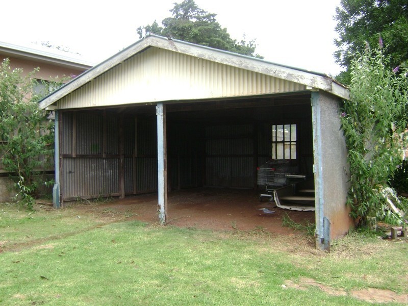 740 Ruthven Street, South Toowoomba QLD 4350