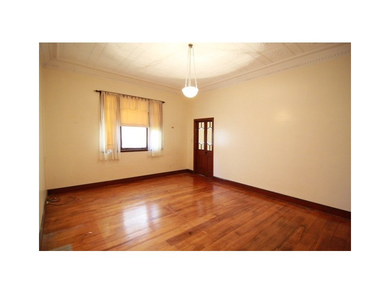 “Maycliff” 35 Arthur Street, East Toowoomba QLD 4350