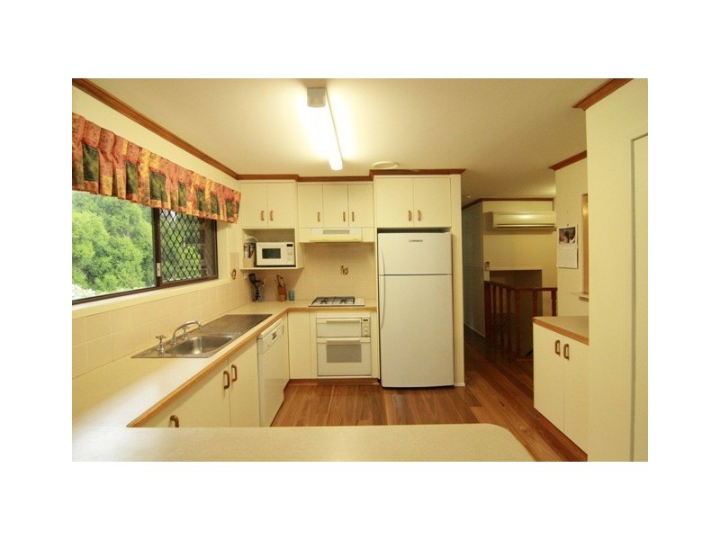 11 Culliford Drive, Middle Ridge QLD 4350