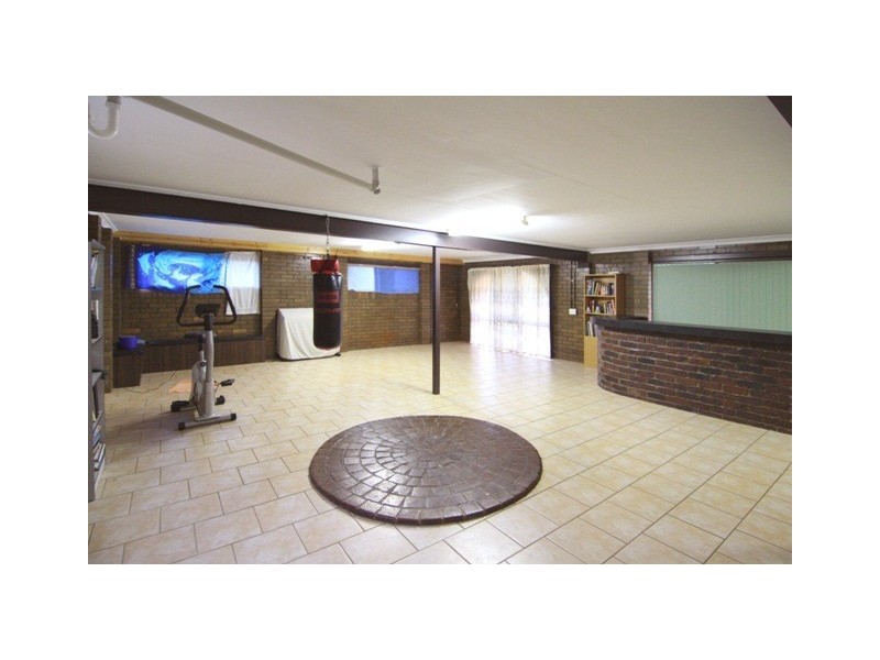 11 Culliford Drive, Middle Ridge QLD 4350