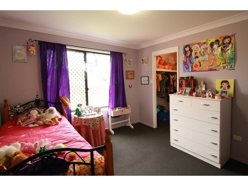 32 Pendoma Drive, Hodgson Vale QLD 4352