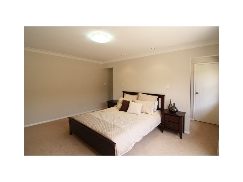 92 Spring Street, Middle Ridge QLD 4350