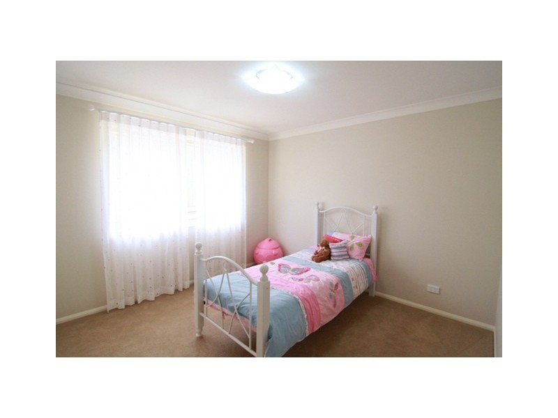 92 Spring Street, Middle Ridge QLD 4350