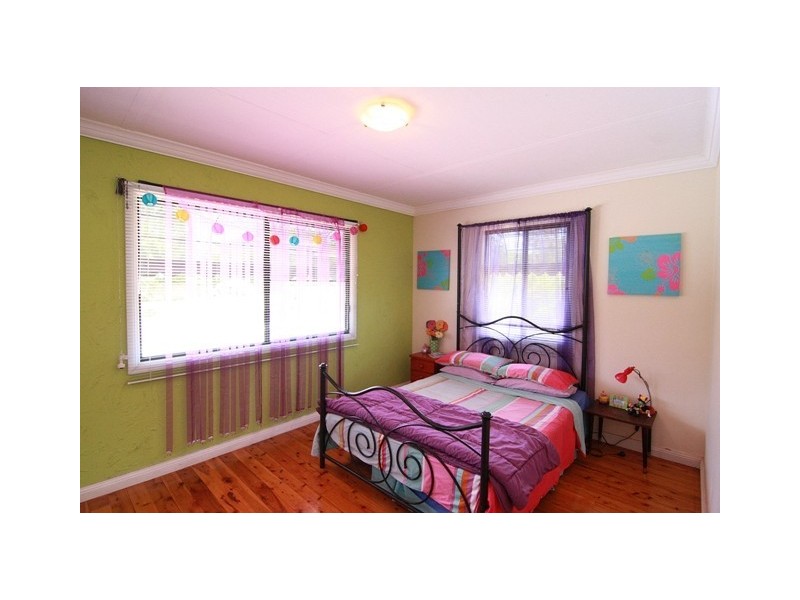 18 Hazzard Street, Centenary Heights QLD 4350