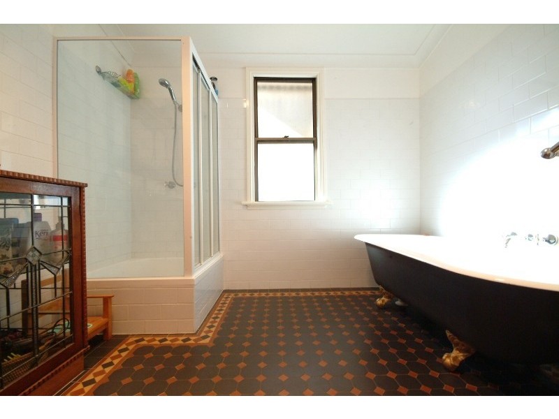 37 Cumming Street, North Toowoomba QLD 4350