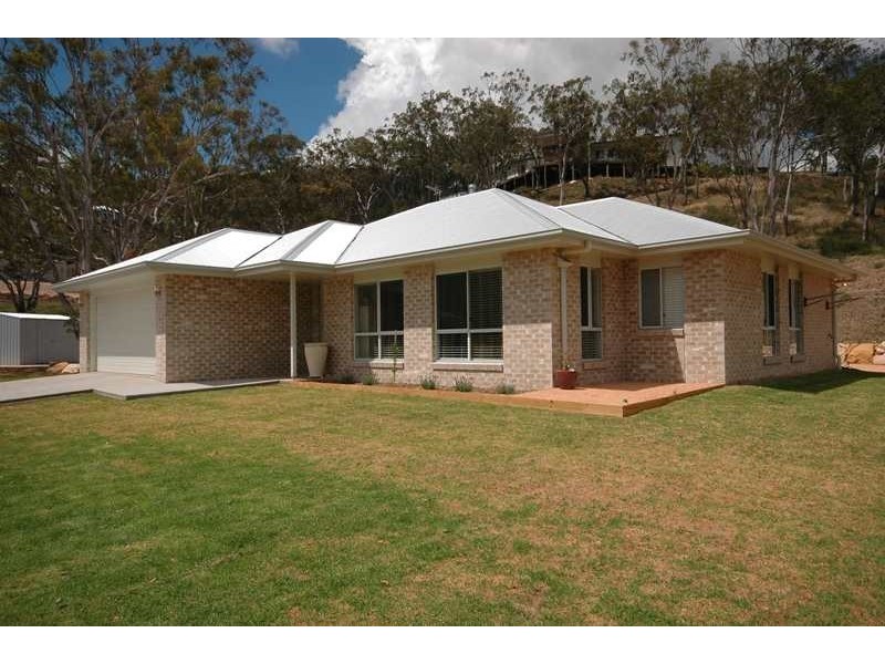 10 Rangeview Drive, Top Camp QLD 4350