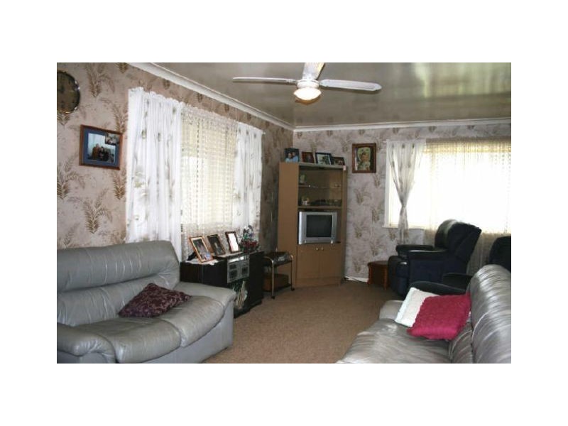 49a Drayton Road, Harristown QLD 4350