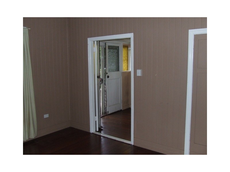 99a Bridge Street, Mount Lofty QLD 4350
