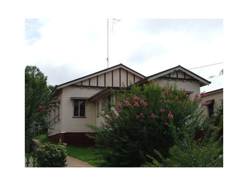 99a Bridge Street, Mount Lofty QLD 4350