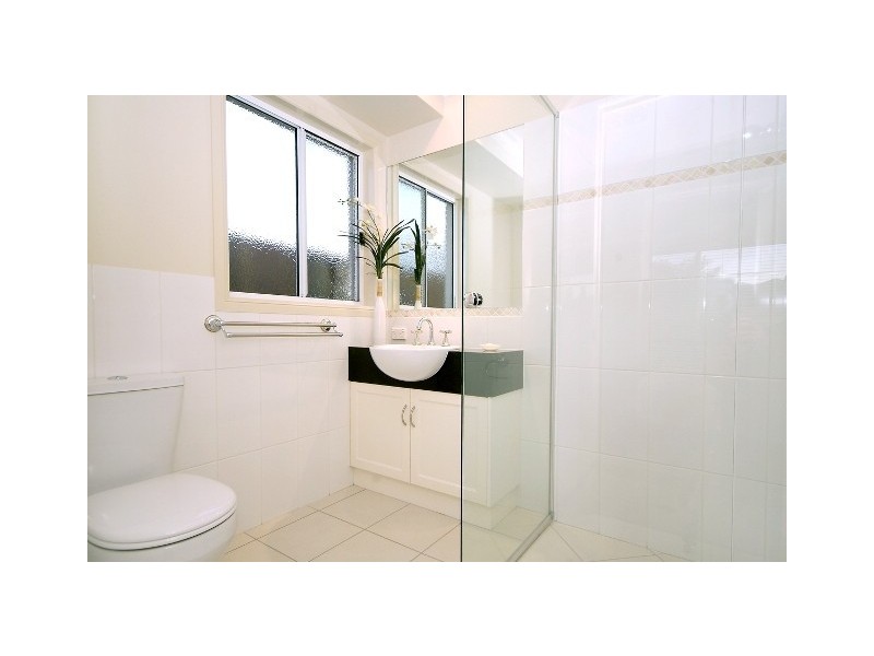 11 Beardsworth Court, Middle Ridge QLD 4350
