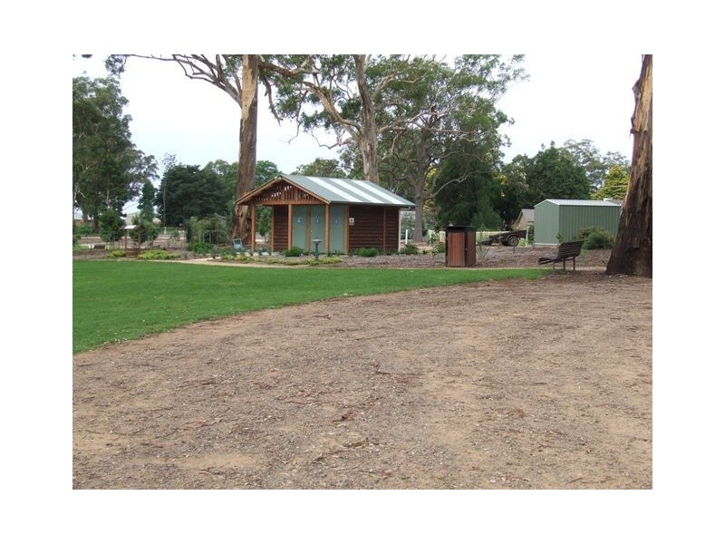4 Volp Court, Highfields QLD 4352