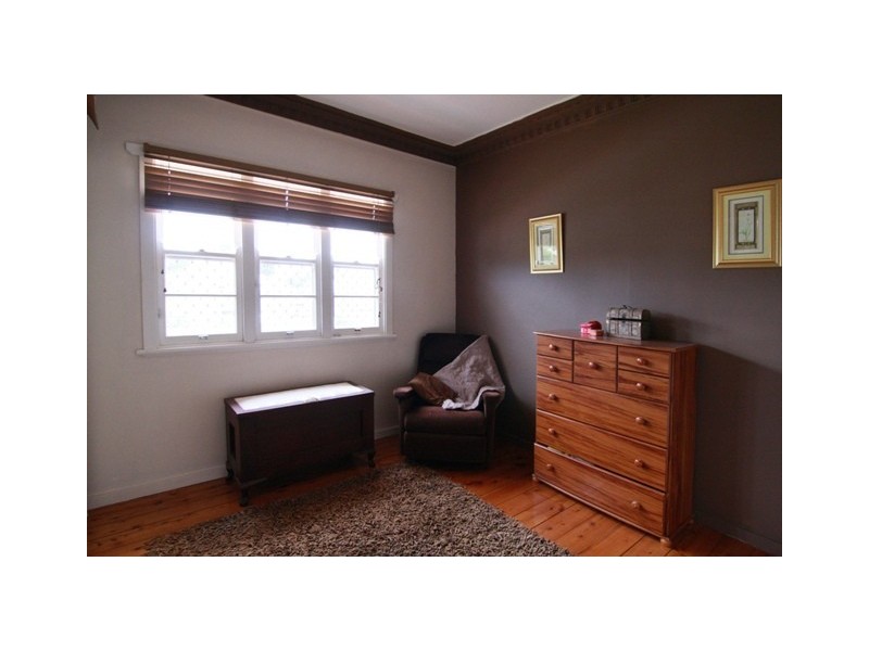 16 Llewellyn Street, Centenary Heights QLD 4350