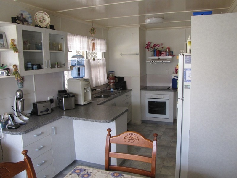 12 Barah Street, Rockville QLD 4350