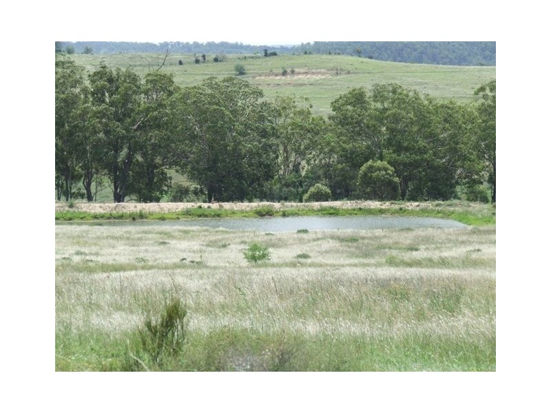 5758 New England Highway, Crows Nest QLD 4355
