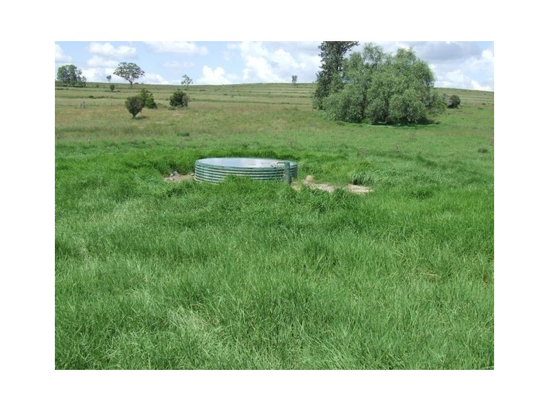 5758 New England Highway, Crows Nest QLD 4355