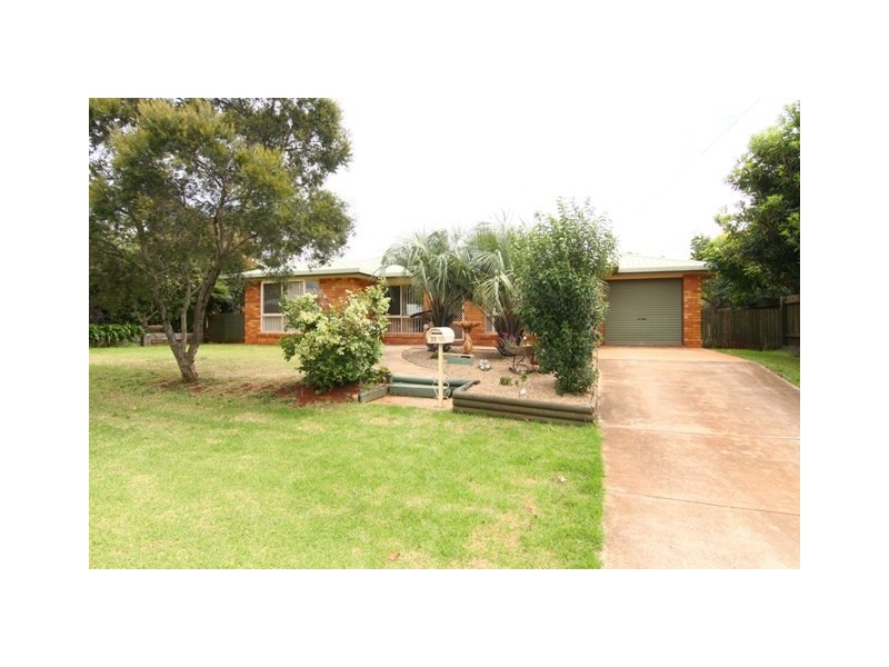 39 Seppelt Street, Wilsonton QLD 4350