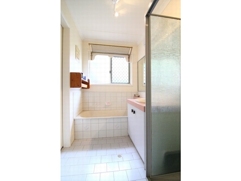 39 Seppelt Street, Wilsonton QLD 4350