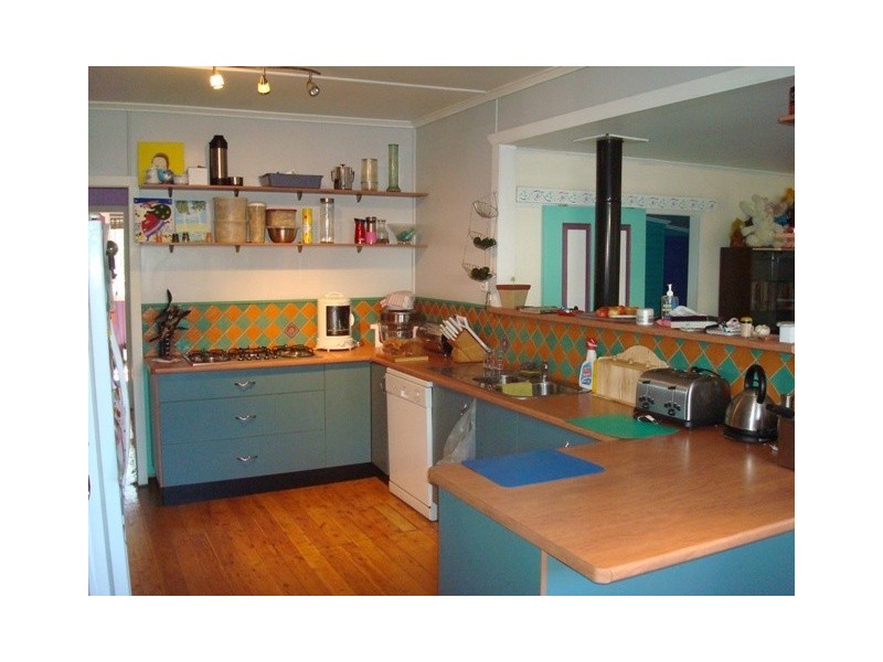 1 McLeish Street, Harristown QLD 4350