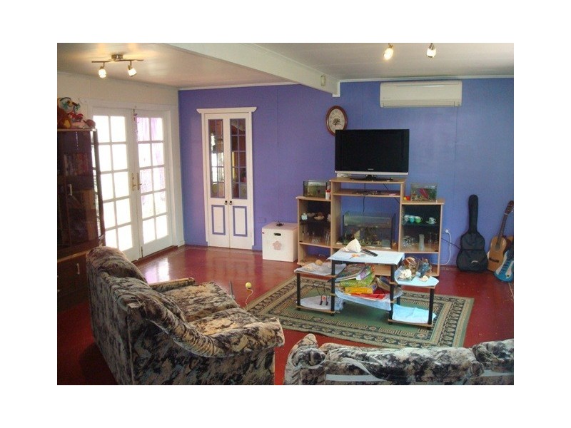 1 McLeish Street, Harristown QLD 4350
