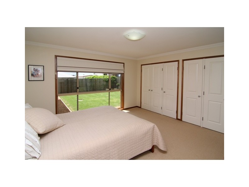 28 Calypso Crescent, Middle Ridge QLD 4350