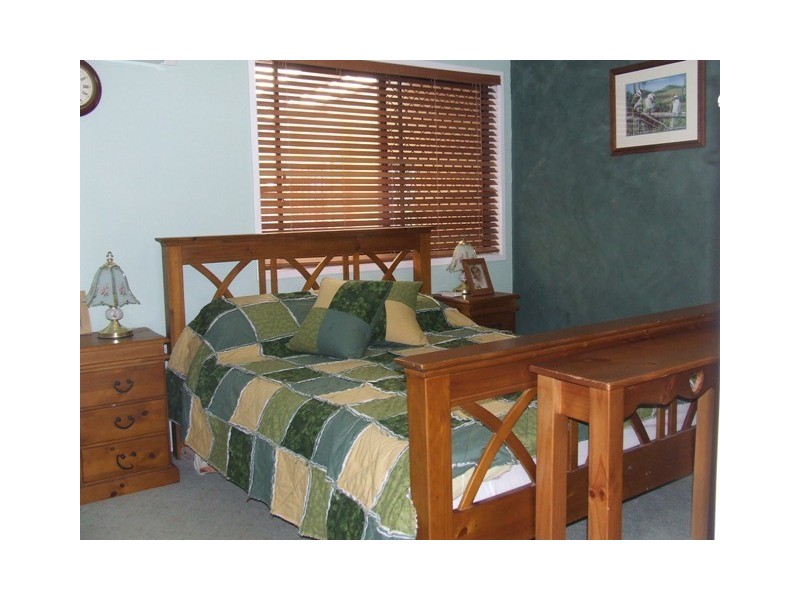 17 Dumba Street, Harristown QLD 4350