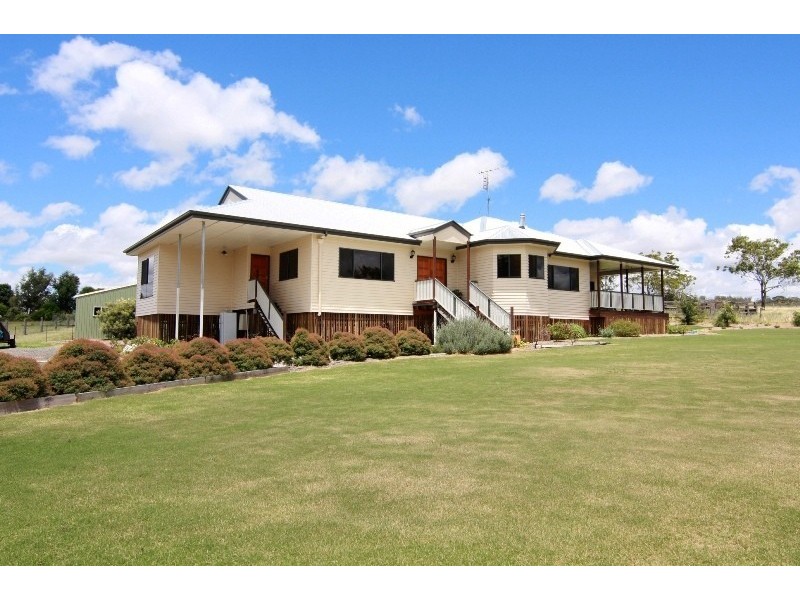 25 Pendoma Drive, Hodgson Vale QLD 4352