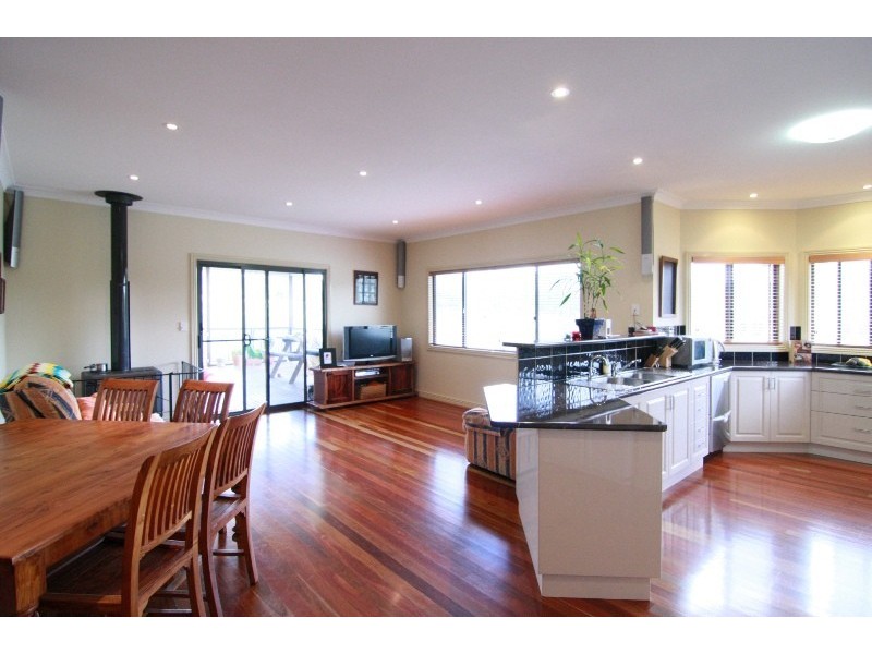 25 Pendoma Drive, Hodgson Vale QLD 4352