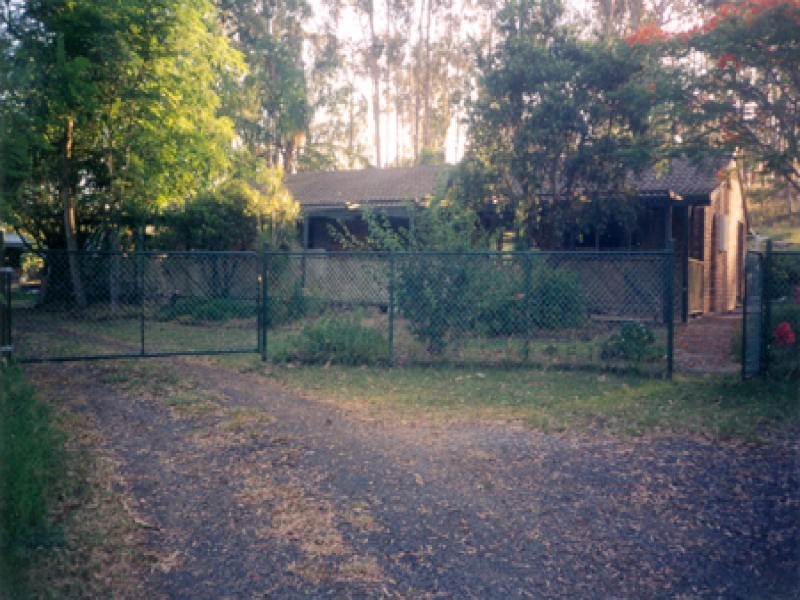 105 Koreelah Street, Upper Lockyer QLD 4352