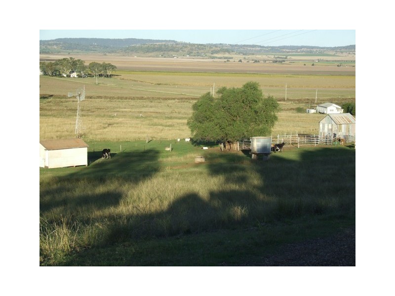 346 Wyreema Cambooya Road, Cambooya QLD 4358