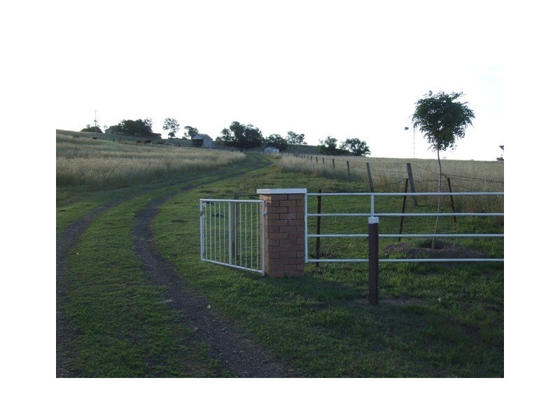 346 Wyreema Cambooya Road, Cambooya QLD 4358