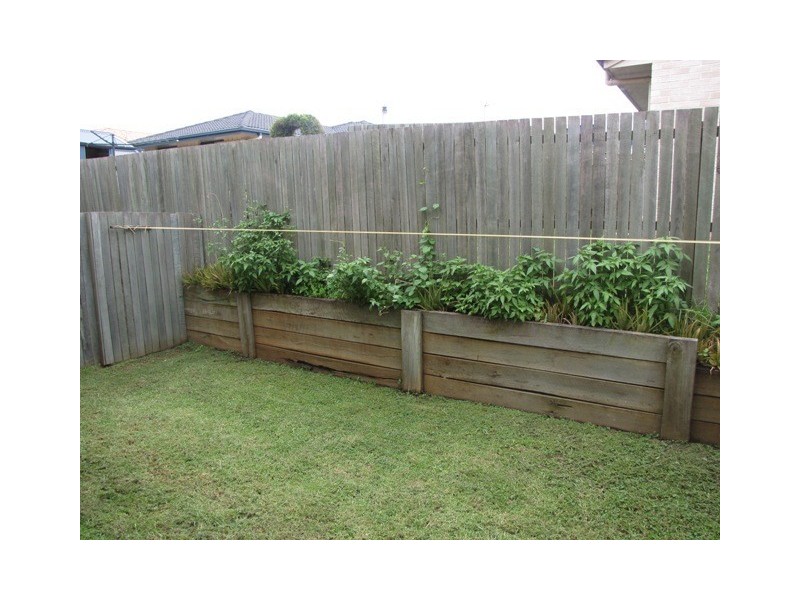 2/8 Cortess Street, Kearneys Spring QLD 4350