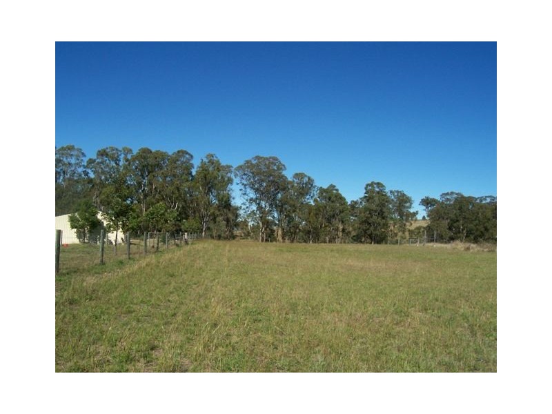 12 Baxwill Court, Top Camp QLD 4350